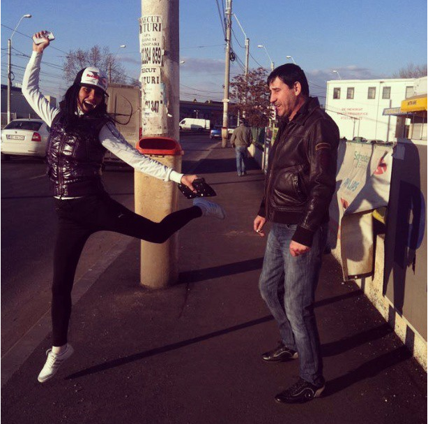 Cei doi petrec din ce in ce mai mult timp impreuna