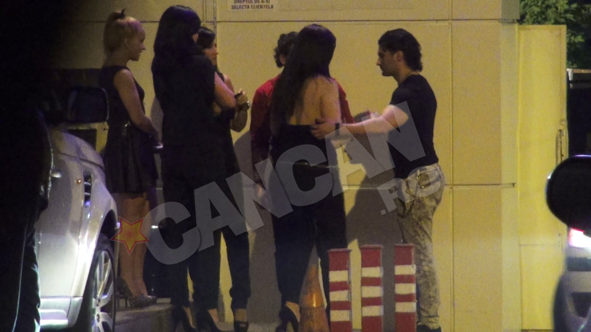 La plecarea din club, admiratoarele 