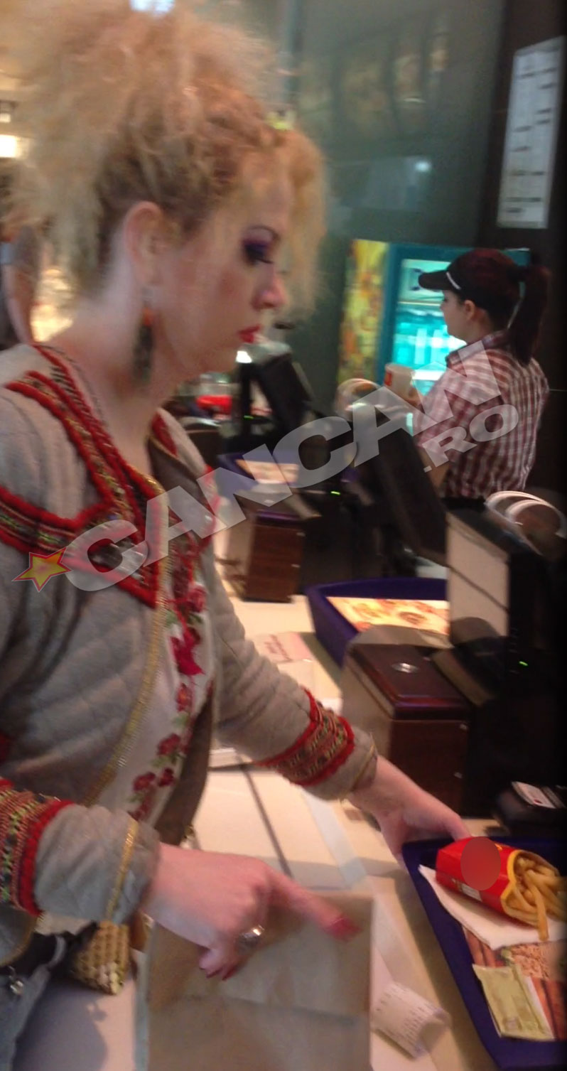 Chinuita de foame, Oana si-a luat cartofi prajiti