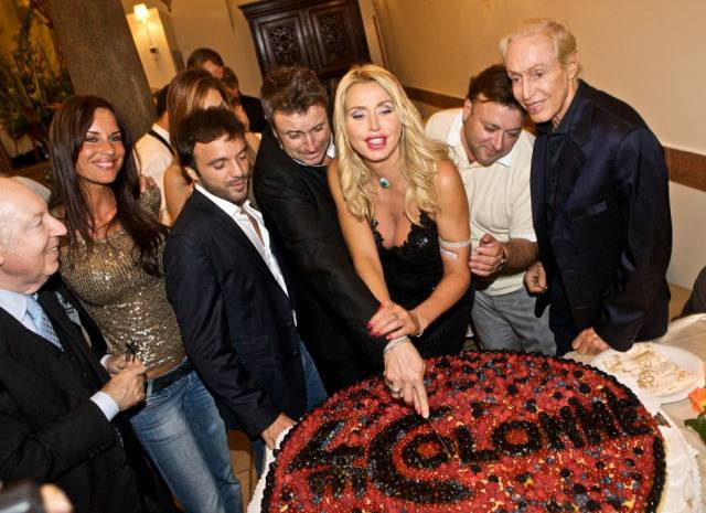 Valeria anunta acum doi ani ca s-a logodit cu Bote