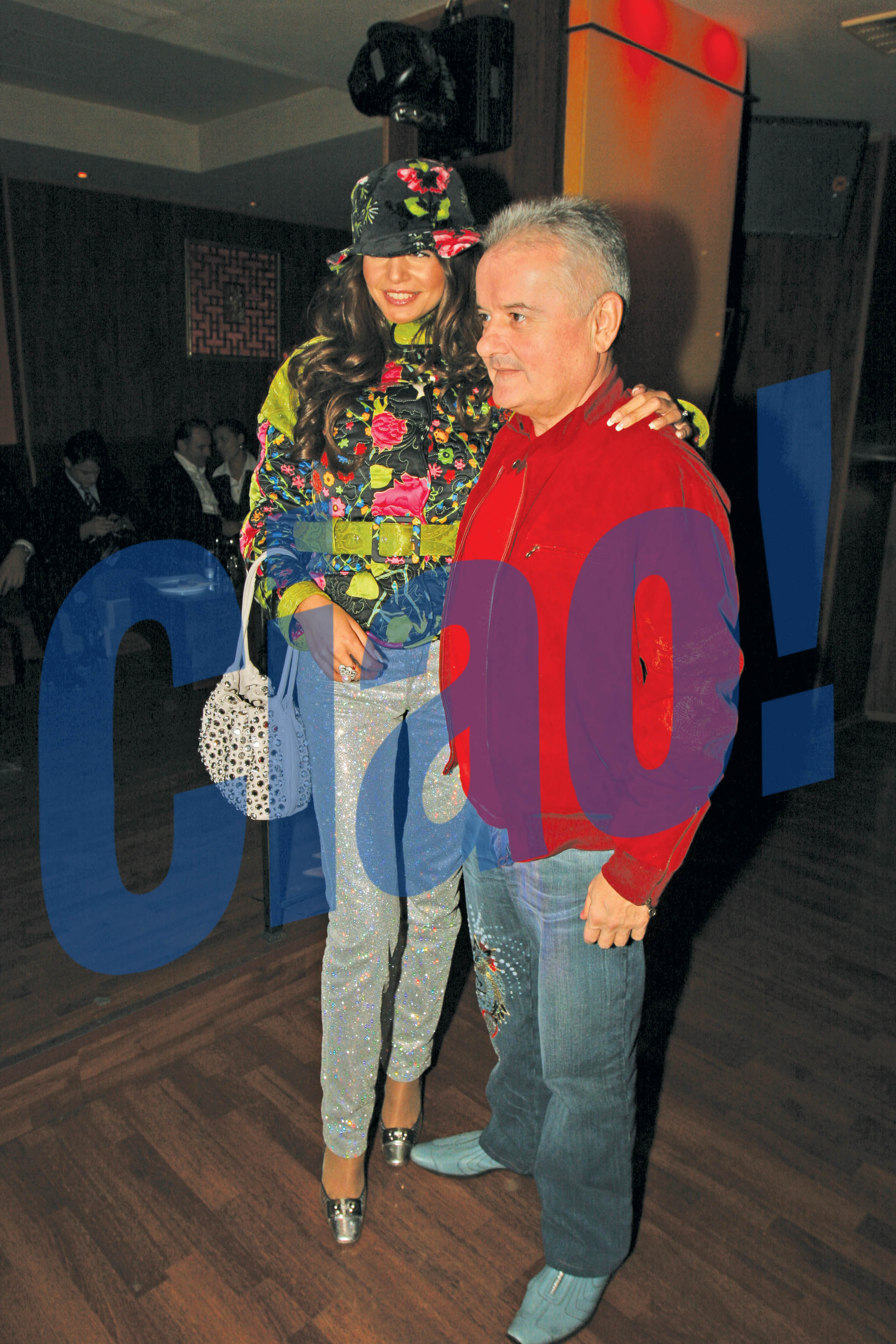 In 2006, Monica Gabor avea deja haine de firma, insa ele erau la fel de inflorate si prost asortate