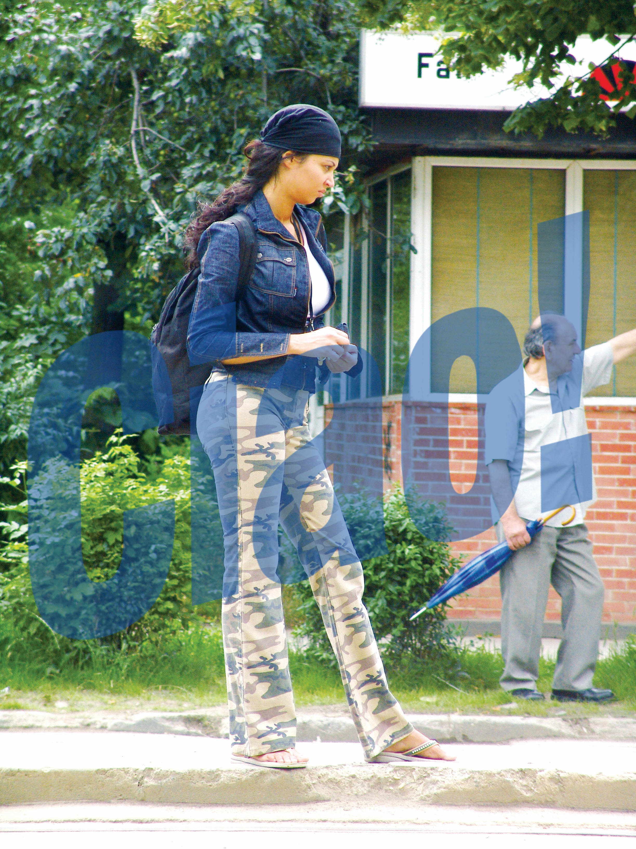 In 2004, Nicoleta adoptase un stil vestimant ceva mai serios, renuntand la fustitele extrem de scurte si mulate