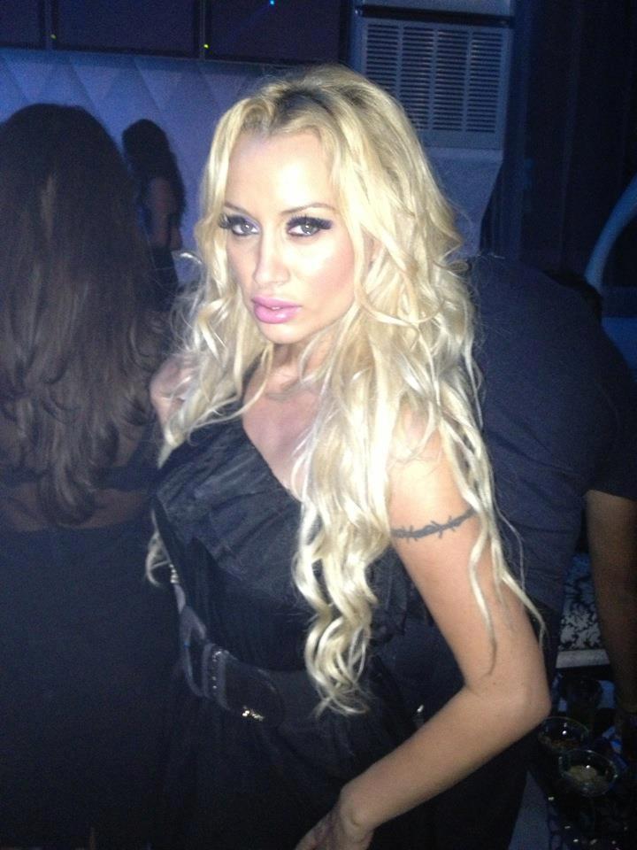 Simona a renuntat la distractie timp de o saptamana