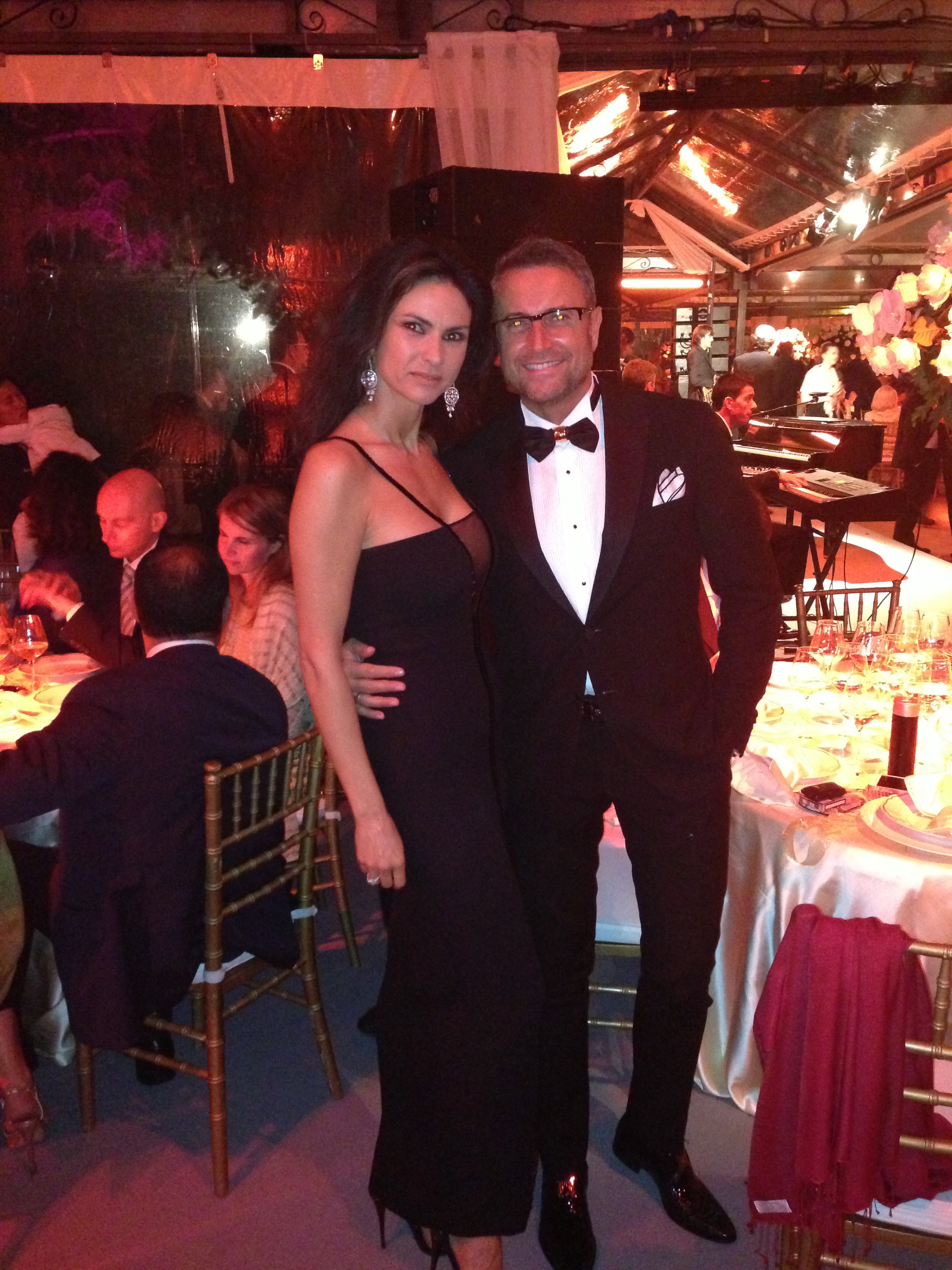 Bote a petrecut intreaga seara in comania Ramonei si a profitat de orice ocazie sa o simta aproape