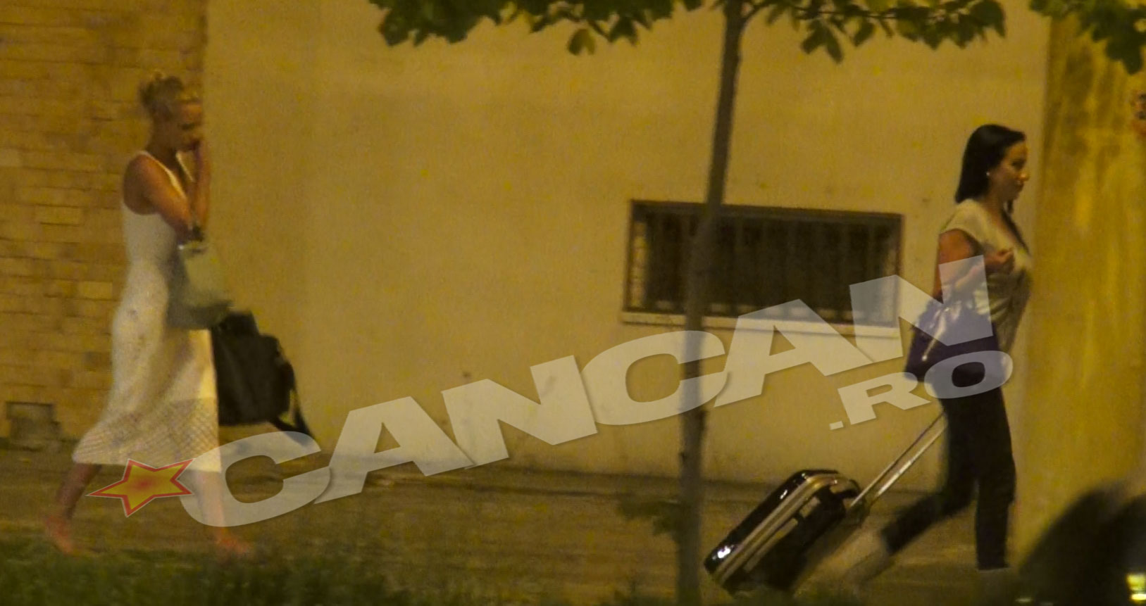 Pana la urma, fetele s-au resemnat si au plecat