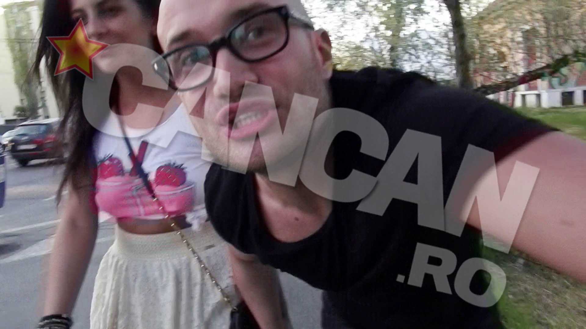 Aceasta este ultima imagine surprinsa de camera de luat vederi. Zambetul de pe chipul lui Bendeac sa fie unul de... satisfactie?!