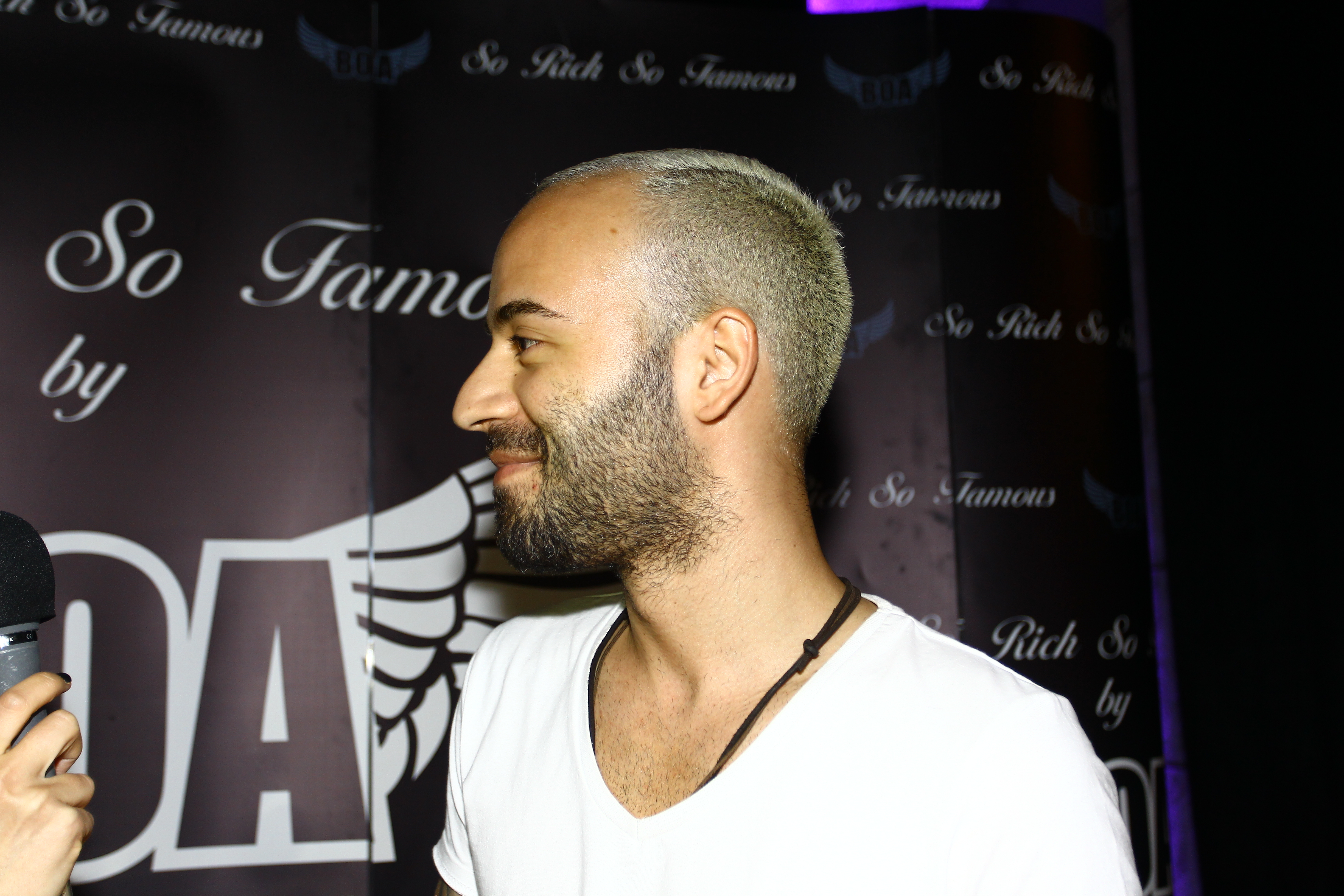 Cantaretul nu-i poarta pica si nici nu face competie cu Connect-R