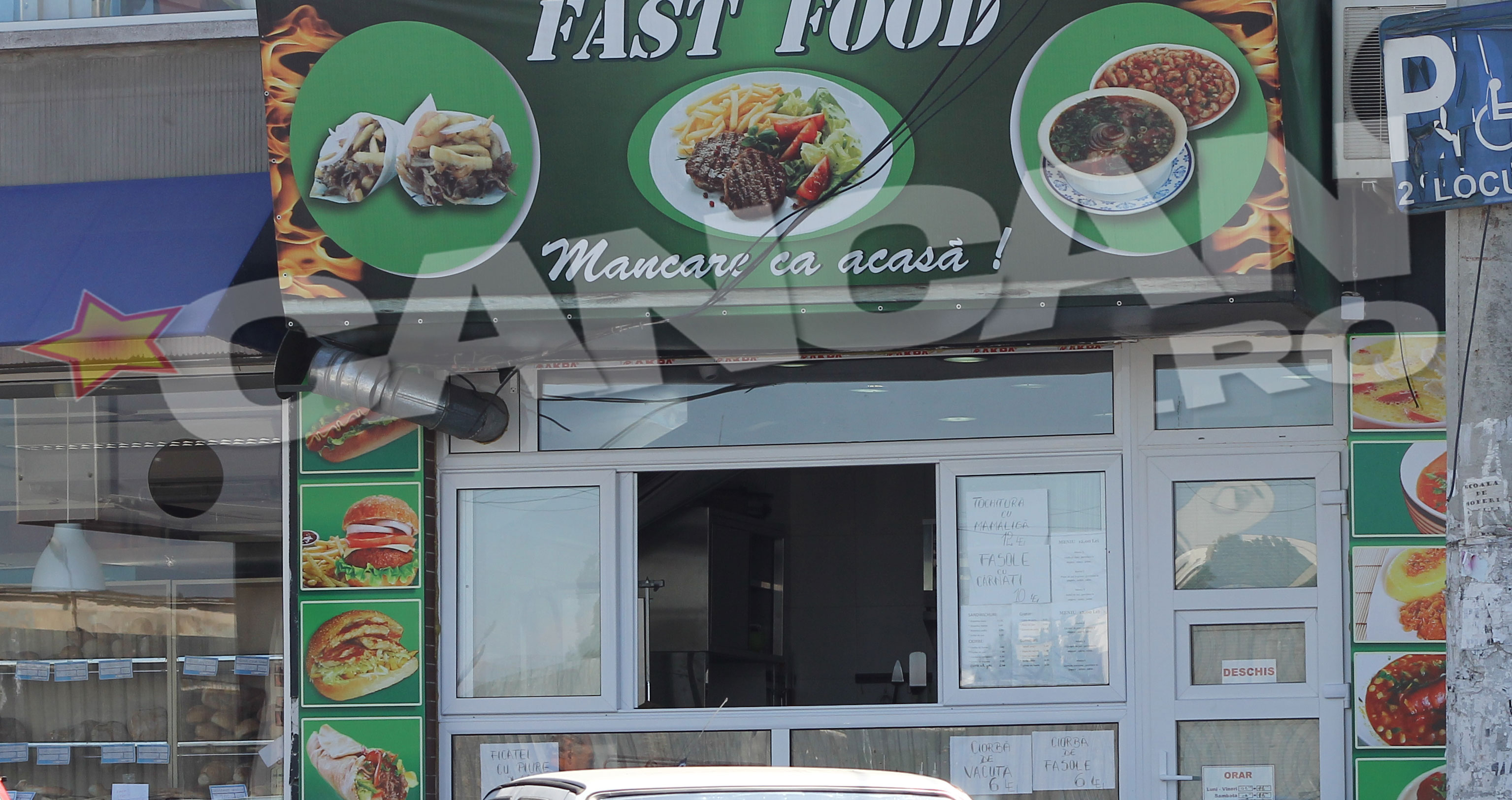 Ciorbele costa 6 lei, iar o tochitura, 12, preturi destul de mari pentru zona