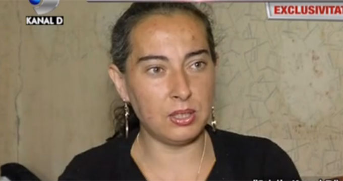 Mama naturala a Mariucai, fetita de care Luminita Anghel are grija