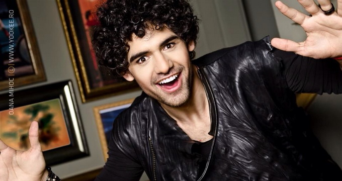 Tanarul artist si fost concurent la Vocea Romaniei si Romanii au Talent va scoate un cover dupa o piesa populara cu Fely Donose