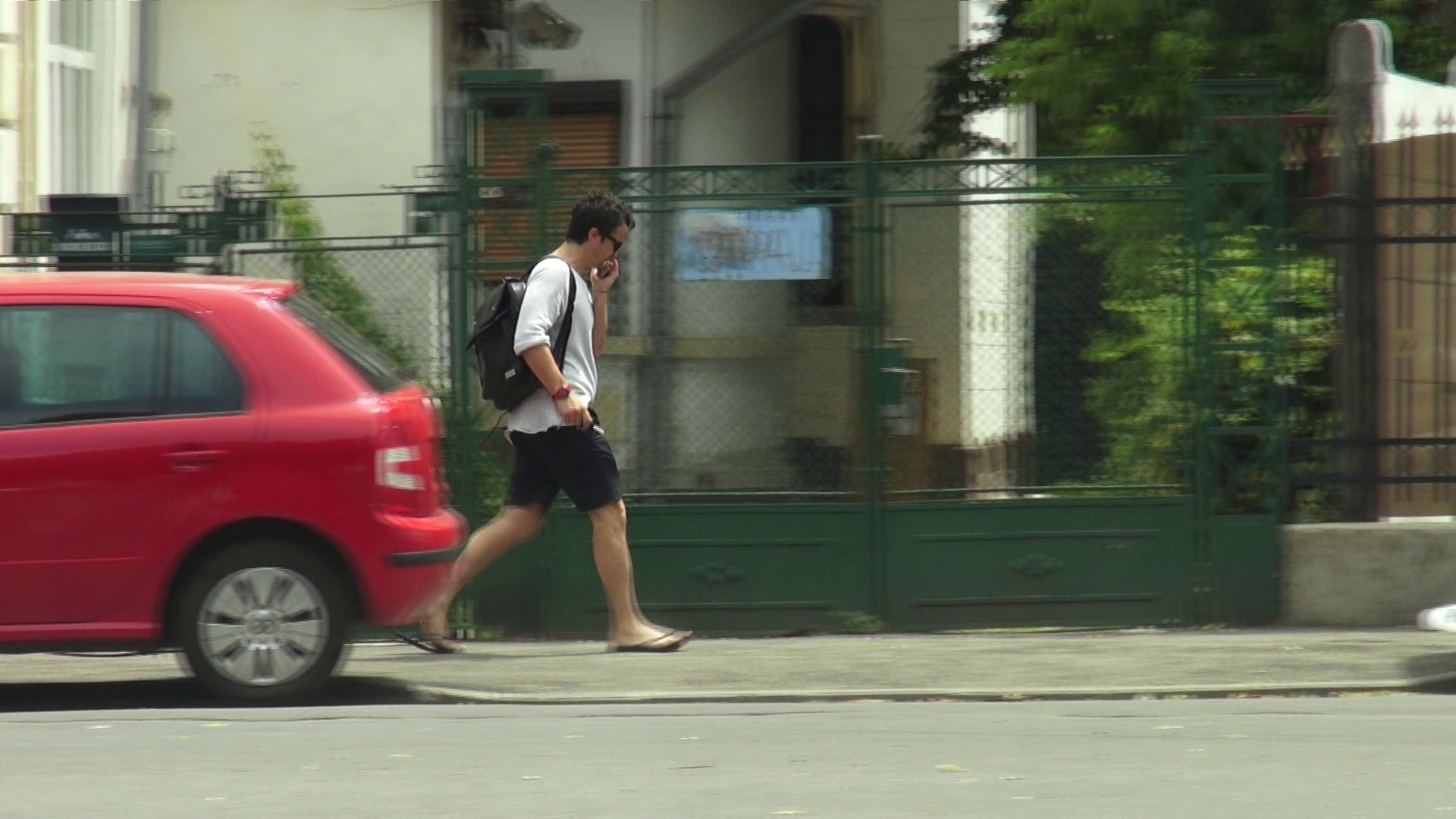 Dorian Boguta se grabeste sa se intalneasca cu prietenul lui