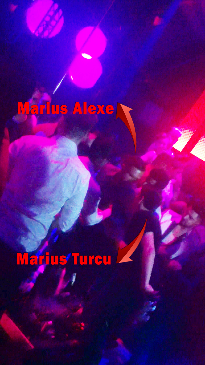 Unul dintre fii lui Vasile Turcu se indreapta spre jucatorul echipei Dinamo pentru a-l linisti