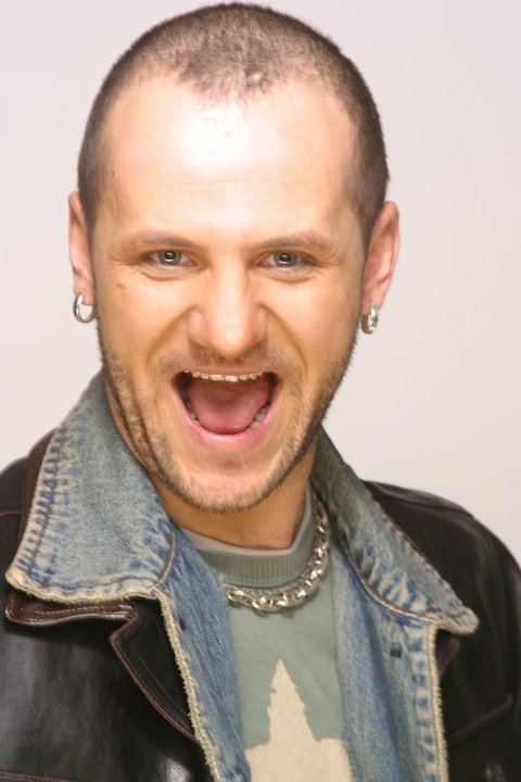 Laurentiu s-a bucurat de succes cu o afacere in domeniul vestimentar