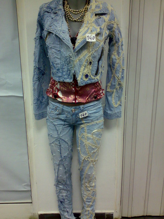 Laurentiu a tunat haine la preturi destul de piperate