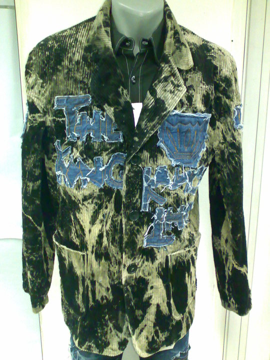 Laurentiu a tunat haine la preturi destul de piperate