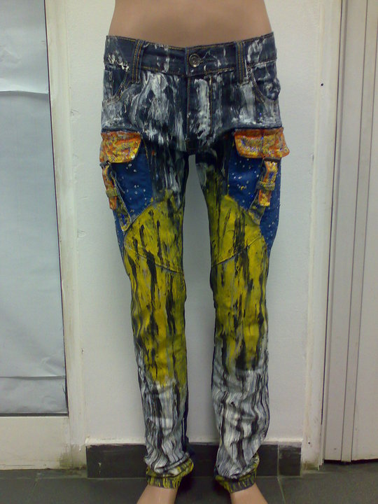 Laurentiu a tunat haine la preturi destul de piperate