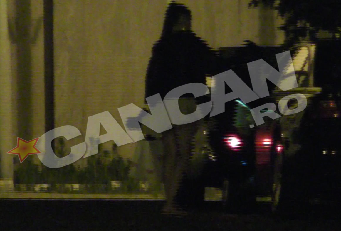 Alina s-a urcat la volan desculta