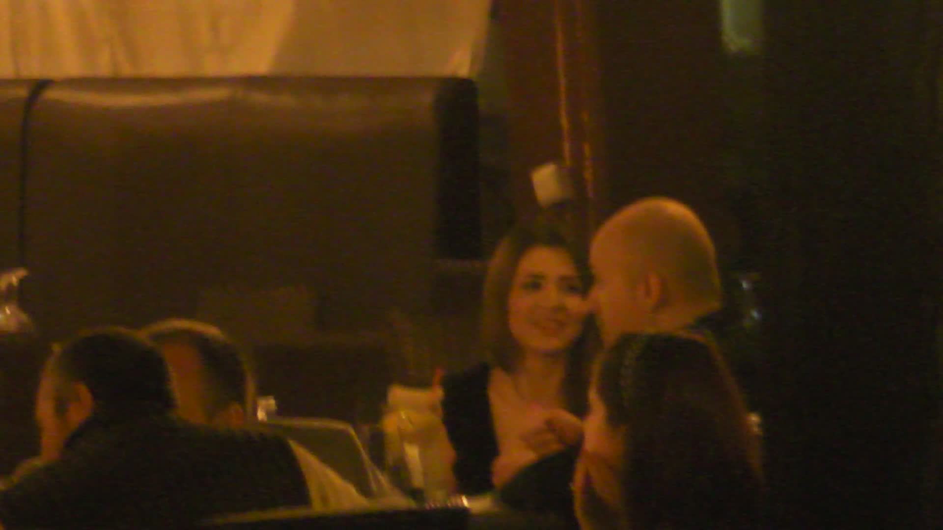 Tanara il soare bin priviri pe Costi Ionita