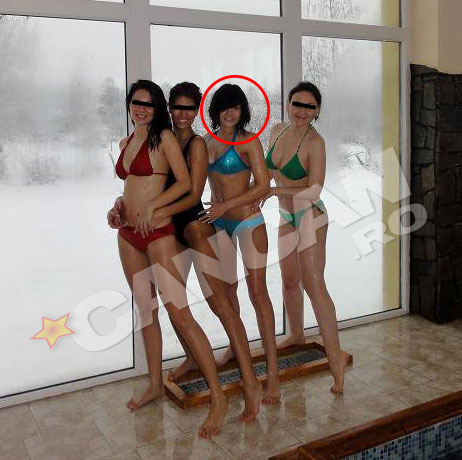 Nety a pozat mereu sexy, fie ca era alaturi de prietene, la piscina, fie ca era la petreceri