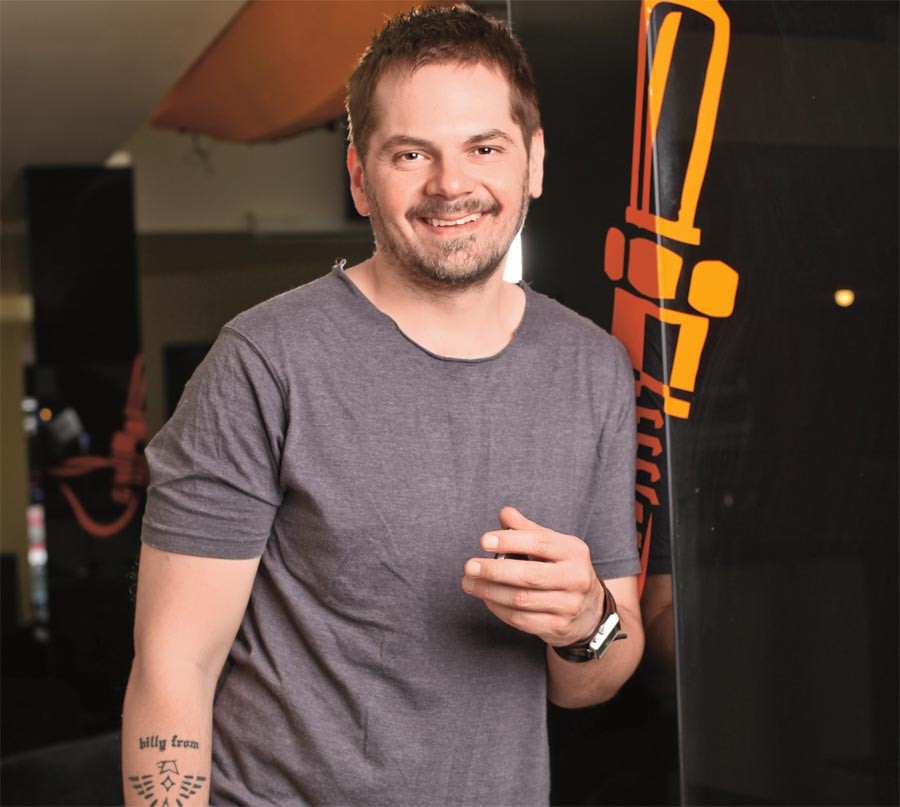 Florin Piersic va prezenta pentru prima oara in viata lui un spectacol de moda