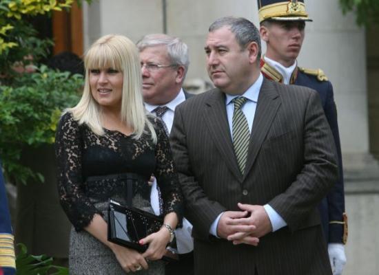 Sunt împreună de 9 ani, dar nu s-au căsătorit niciodată! Elena Udrea dezvăluie motivul pentru care nu a făcut nuntă niciodată!