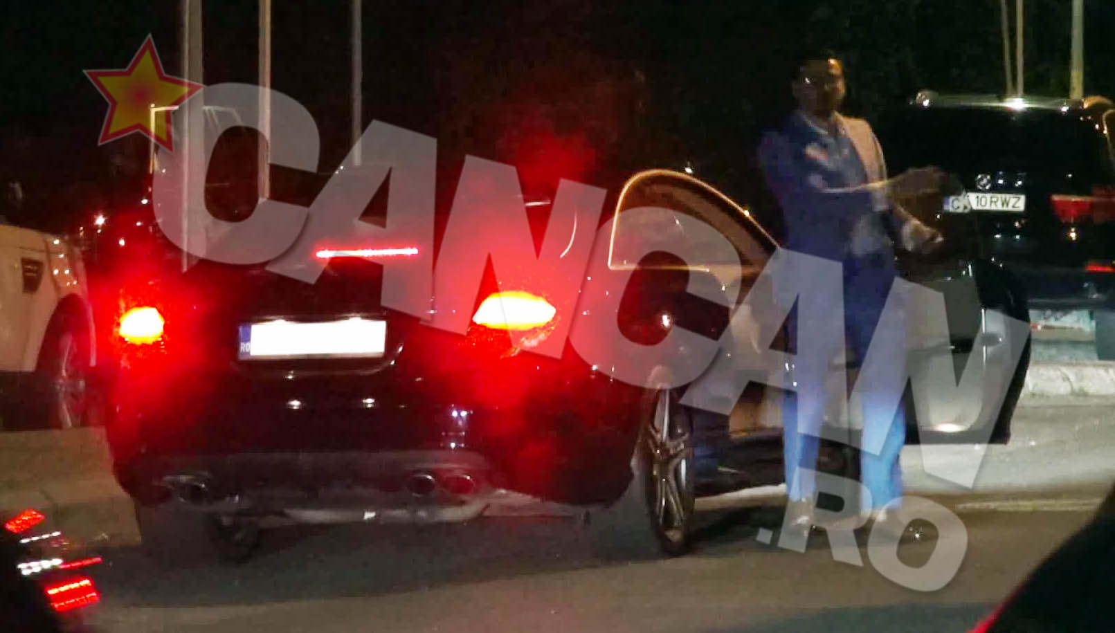 Spre dimineata, Tania iese prima de la petrecere, urmata la scurt timp de Cristea. Totusi, cei doi se duc la adrese diferite