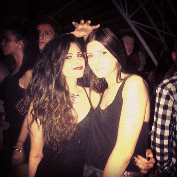 Veronica Muresan nu are nicio treaba cu industria muzicala fiind de meserie jurist