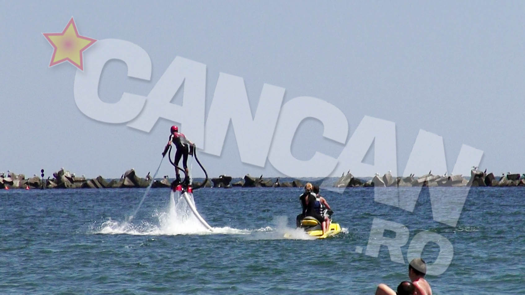 Ceva mai prudent decat fiul sau, primarul...si-a luat totusi zborul. Cu un jet lev!