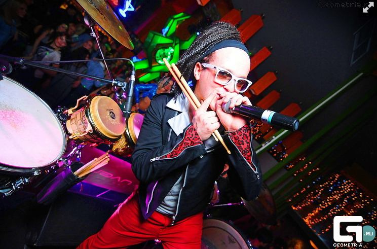 Dj Naguale ne-a reprezentat cu succes peste hotare