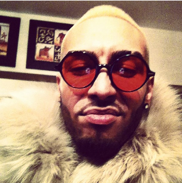 Cantaretul il imita pe Chris Brown