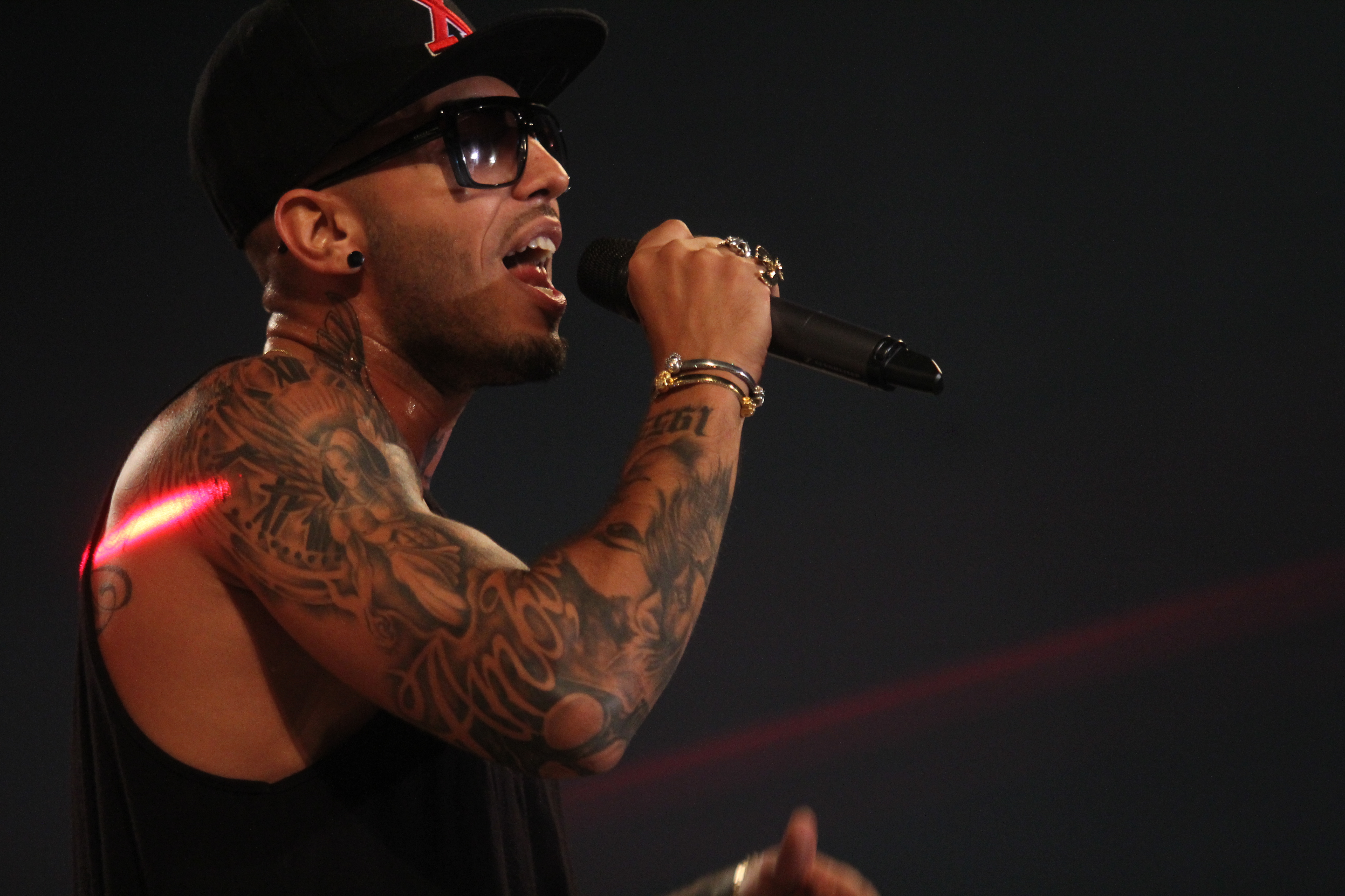 In colectia de inele a canteretului se gaseste mai nou unul nou