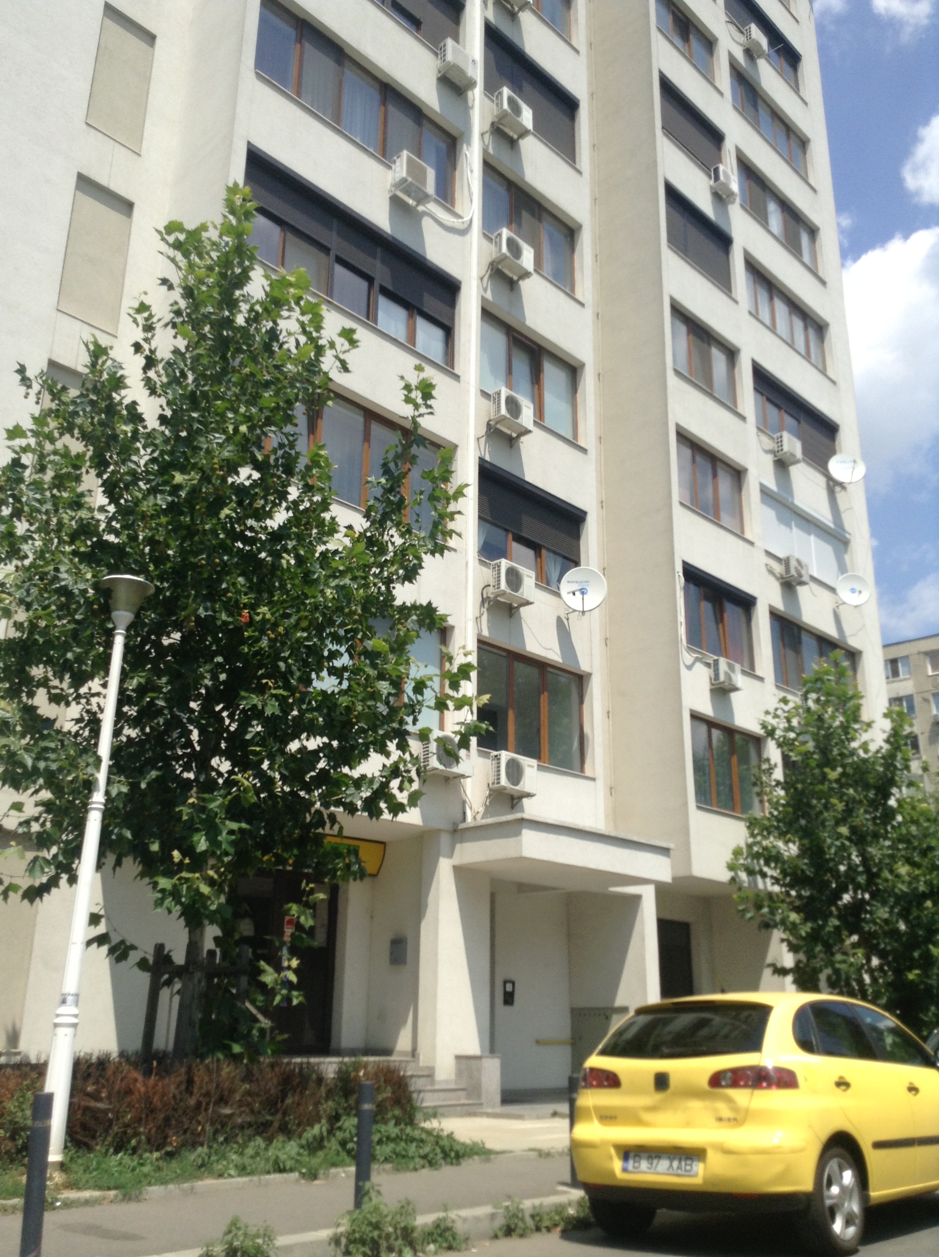 Din fericire, sportivul si-a platit datoriile pe care le avea la intretinere