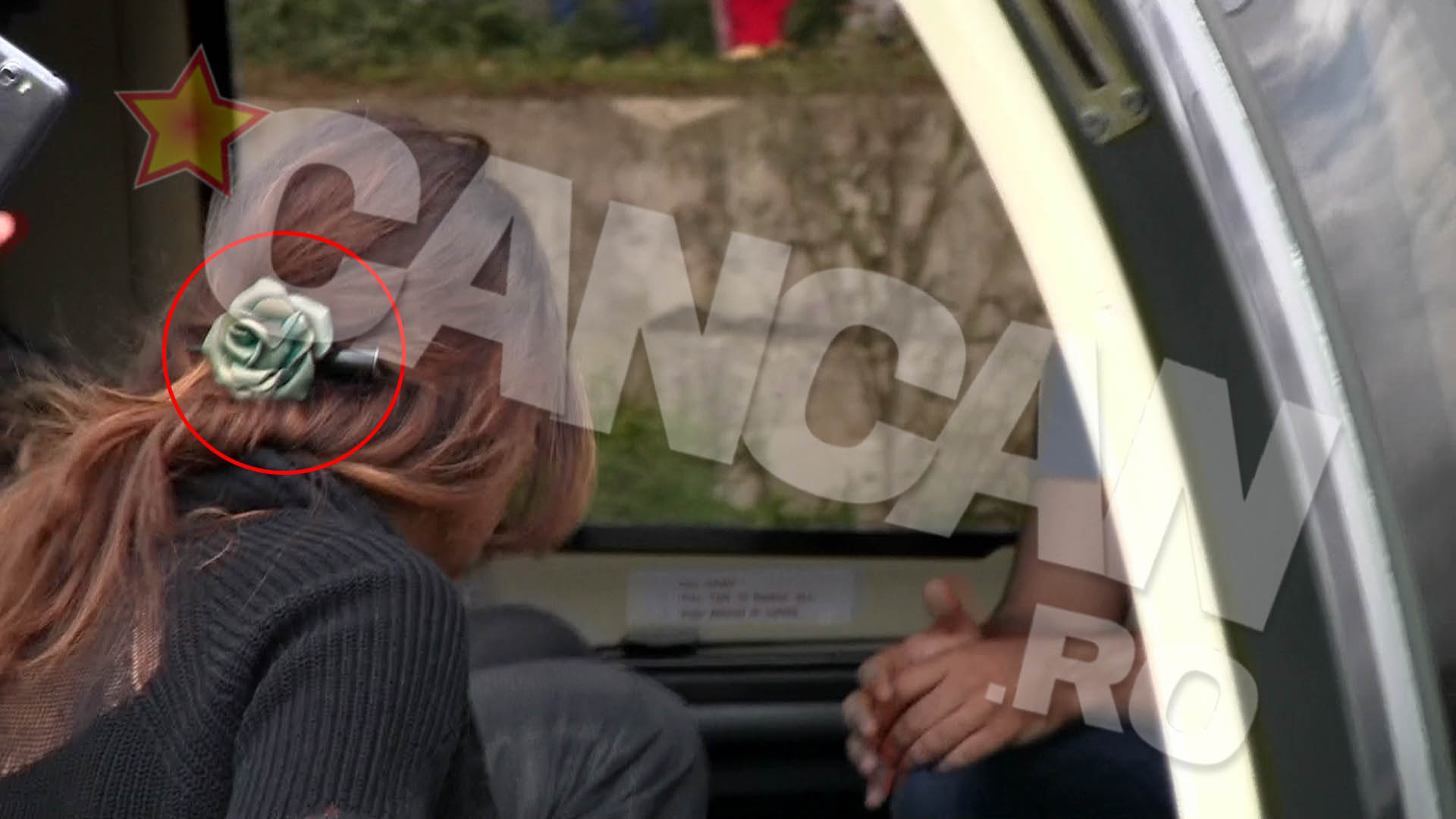 ... si a luat-o cu ea si in vacanta din Romania, pe care o va petrece alaturi de Gerald Butler