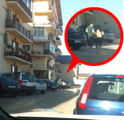 Dupa ce si-au pus stomacele la adapost, cei doi s-au retras intr-un apartament din zona, dar nu inainte de a cumpara un pepene pentru desert