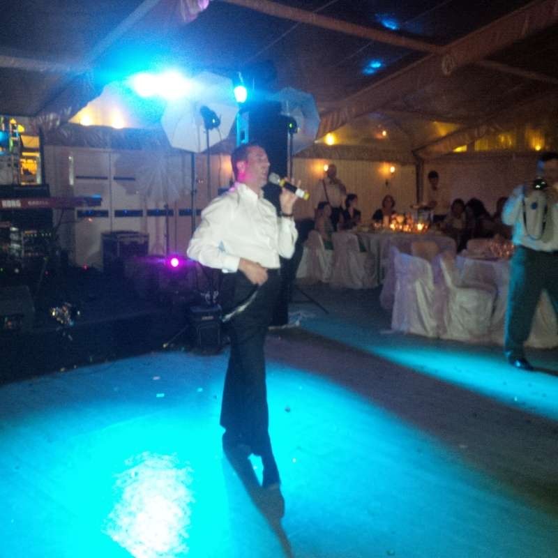 Dezbracatu a oferit un moment artistic invitatilor