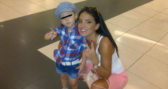 Adelina si-a scos finuta la shopping