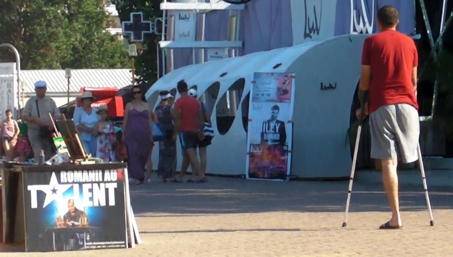 Artistul si-a pierdut un picior intr-un accident