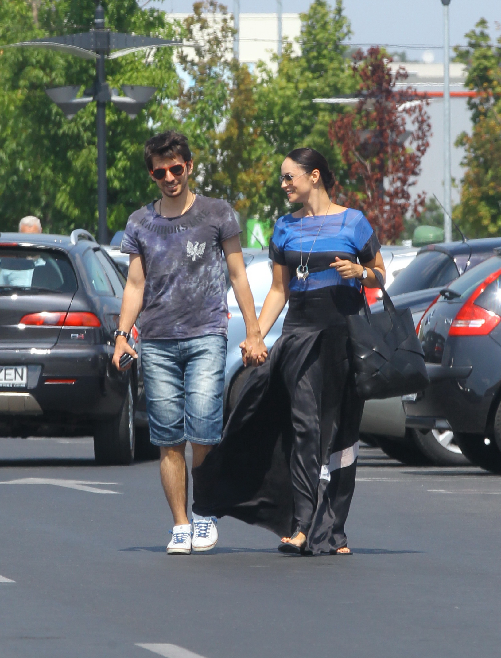 Andreea si Tuncay au parasit complexul comercial de mana si pareau mai fericiti ca nicicand