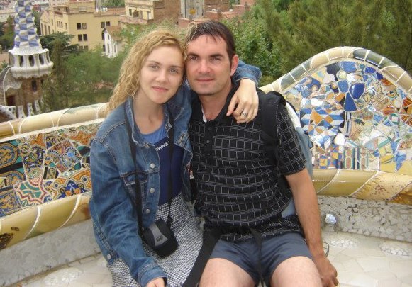 Mica si iubitul ei din vremea cand a stat in Franta