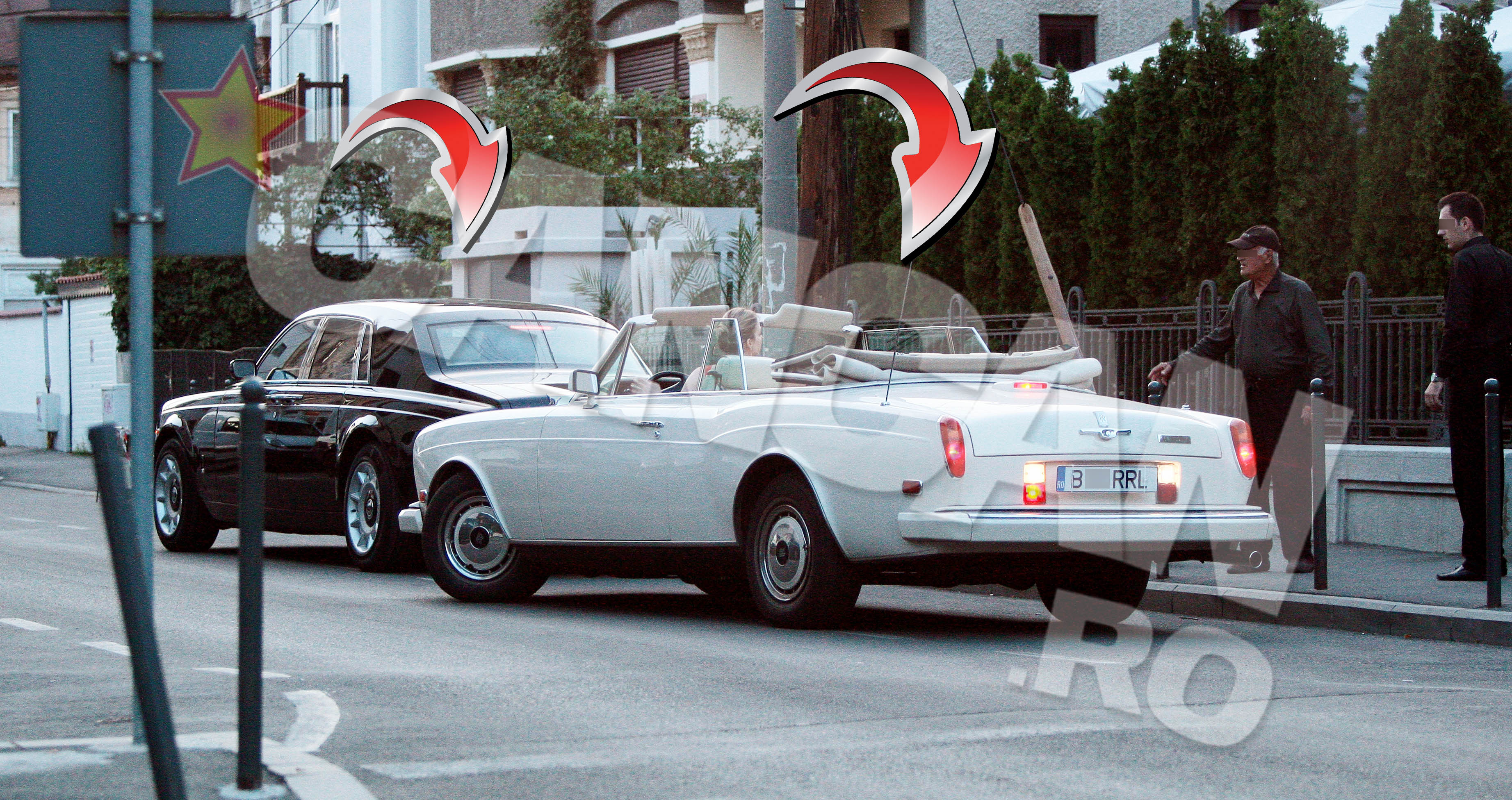 Ajunsi la restaurantul in care urmau sa cineze, Edy si Diana au executat o parcare in sincron, aliniind cele doua Rolls-uri