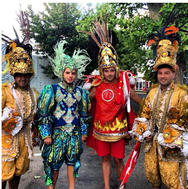 Radu Mazare Jr. participa de mic alaturi de tatal sau la diverse carnavaluri