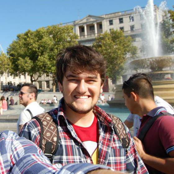 Filip pare a fi fratele geaman a lui Smiley