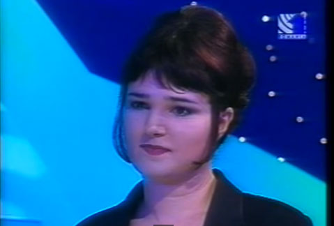 Vedeta e aproape de nerecunoscut in imaginile din 1999