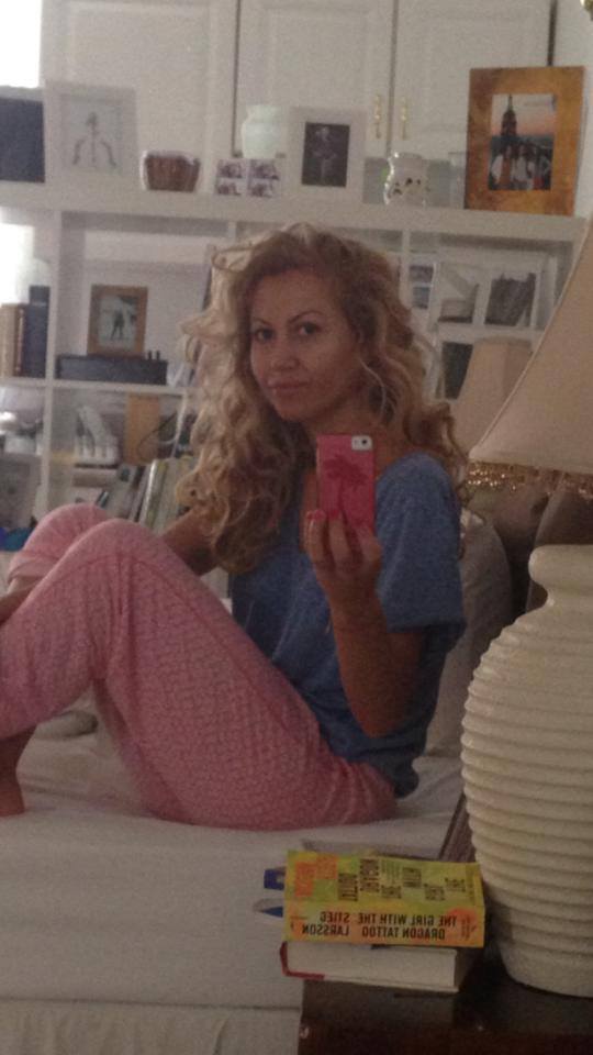 Anamaria s-a fotografiat fara machiaj, mandra de felul in care arata