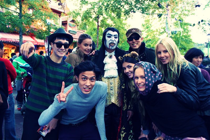 Alaturi de prieteni, in Coreea