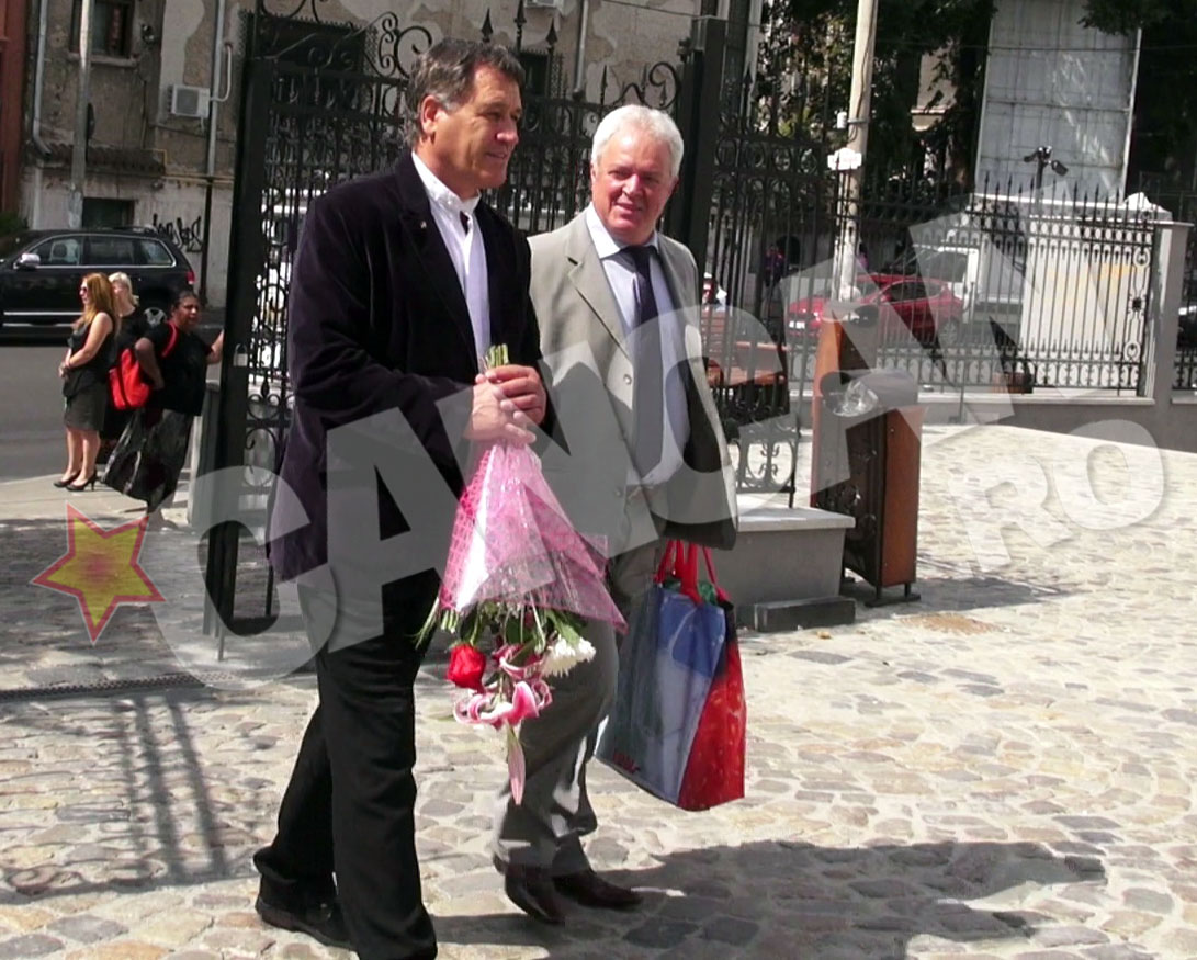 Tatal Biancai si tatal lui Victor Slav se inteleg de minune