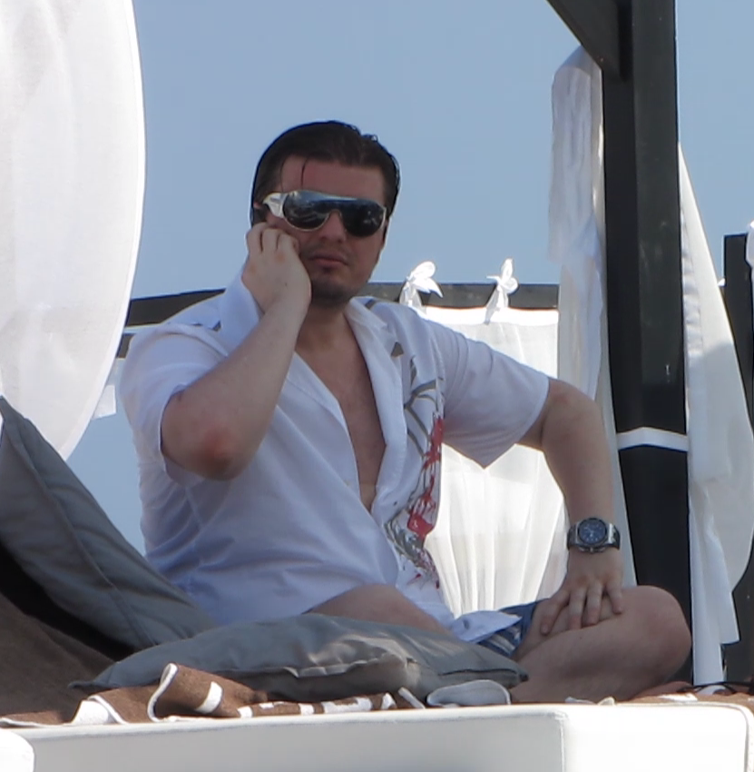 Barbatul nu mai este un client fidel al cluburilor de fite