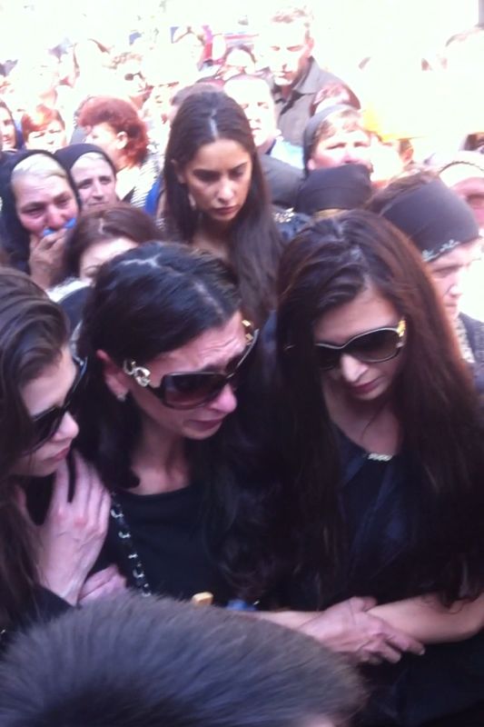 Surorile Gabor au devenit mai apropiate dupa moartea mamei lor