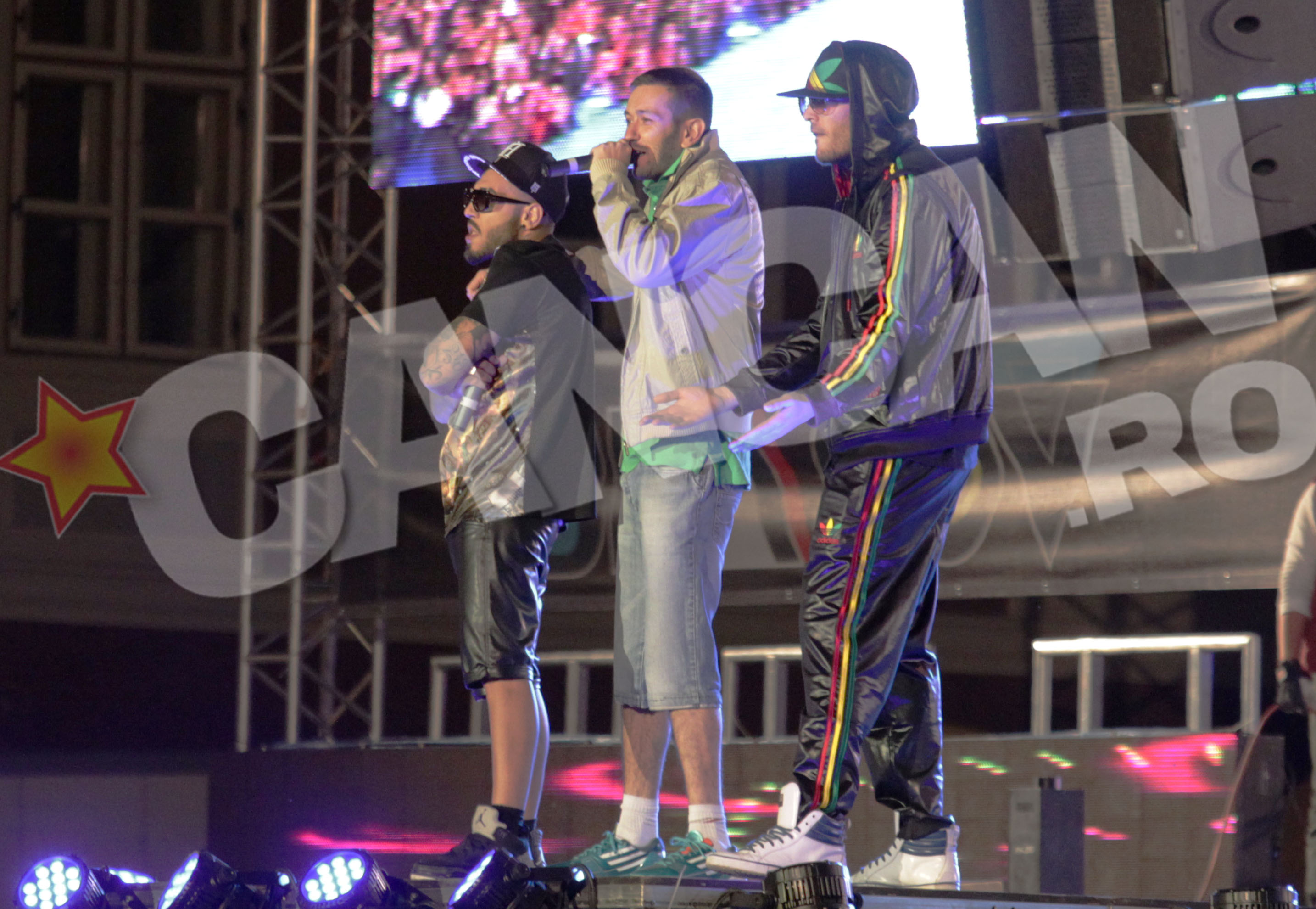 Sisu a facut show pe scena alaturi de Alex Velea