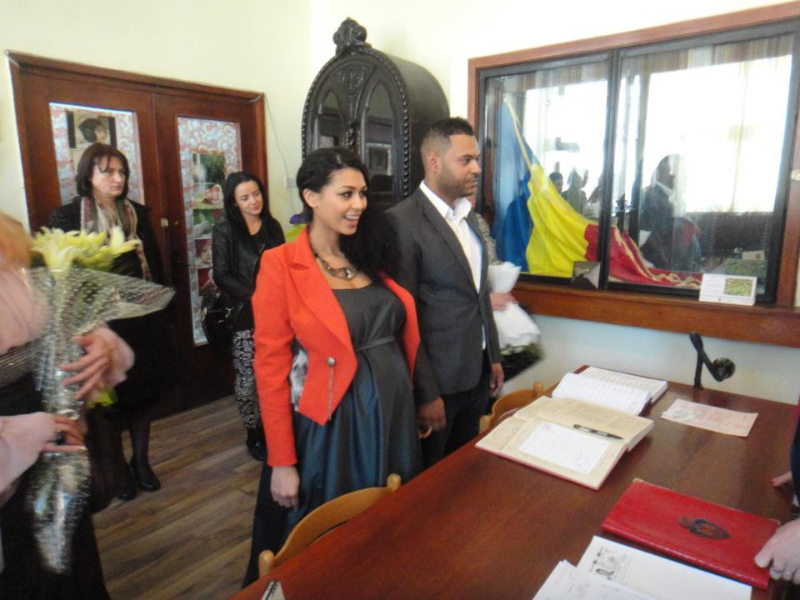 Majda cantarea aproape 100 de kilograme cu o luna inainte de a deveni mamica